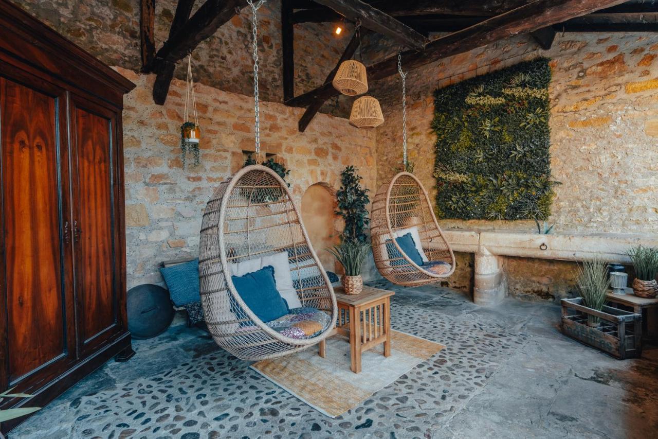 Hotel L'Abbaye 圣西普里安 外观 照片