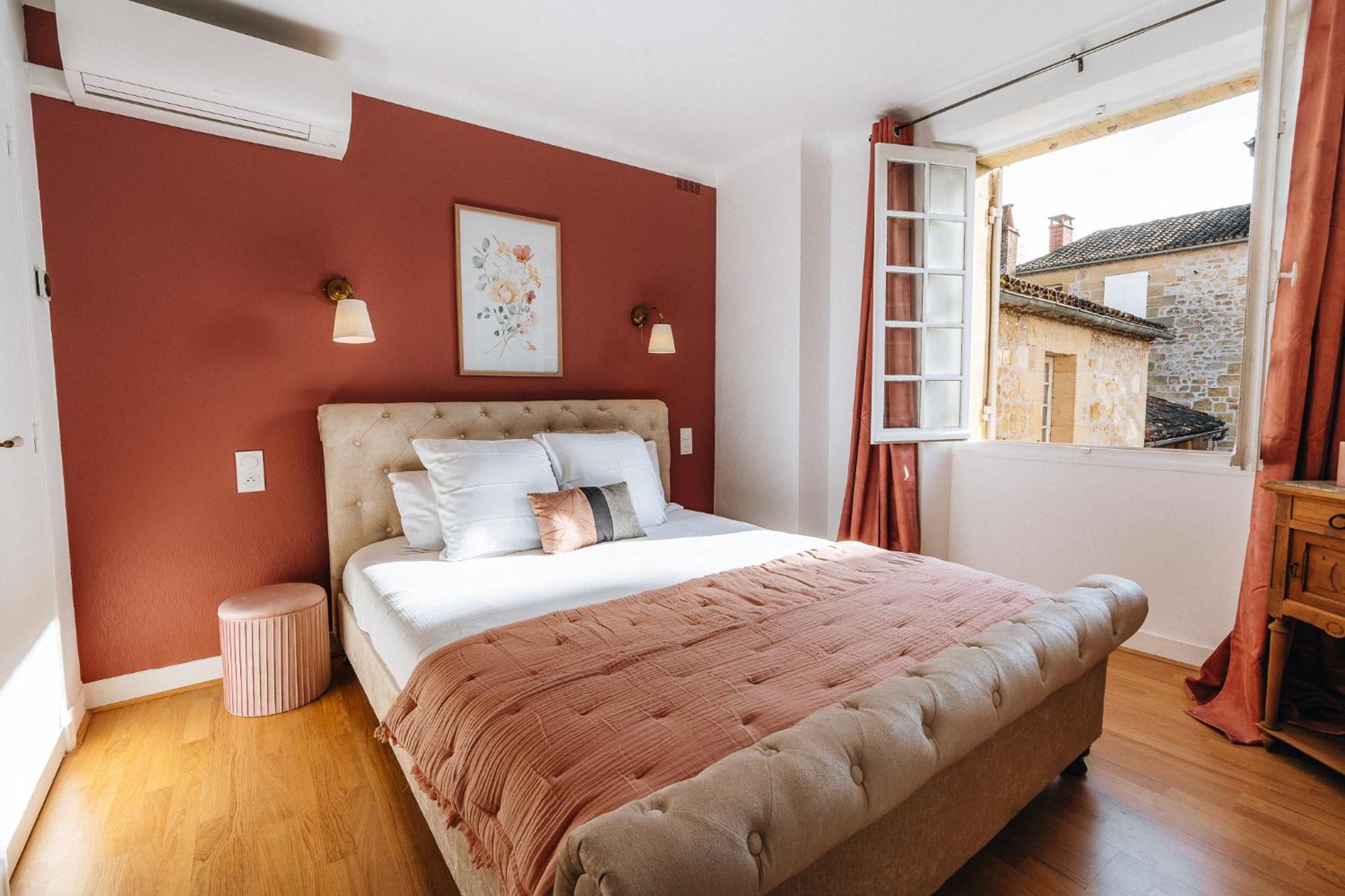 Hotel L'Abbaye 圣西普里安 外观 照片