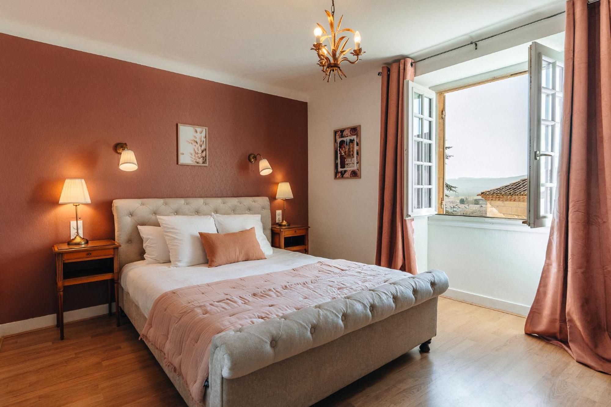 Hotel L'Abbaye 圣西普里安 外观 照片