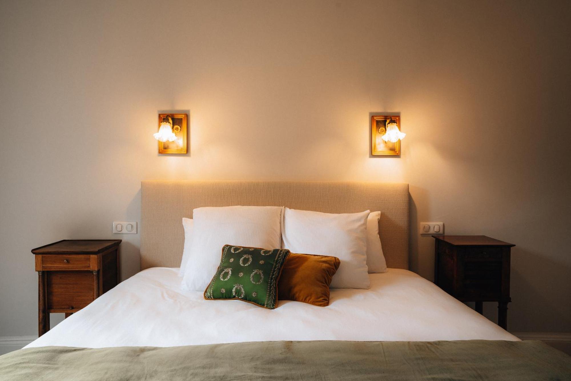 Hotel L'Abbaye 圣西普里安 外观 照片