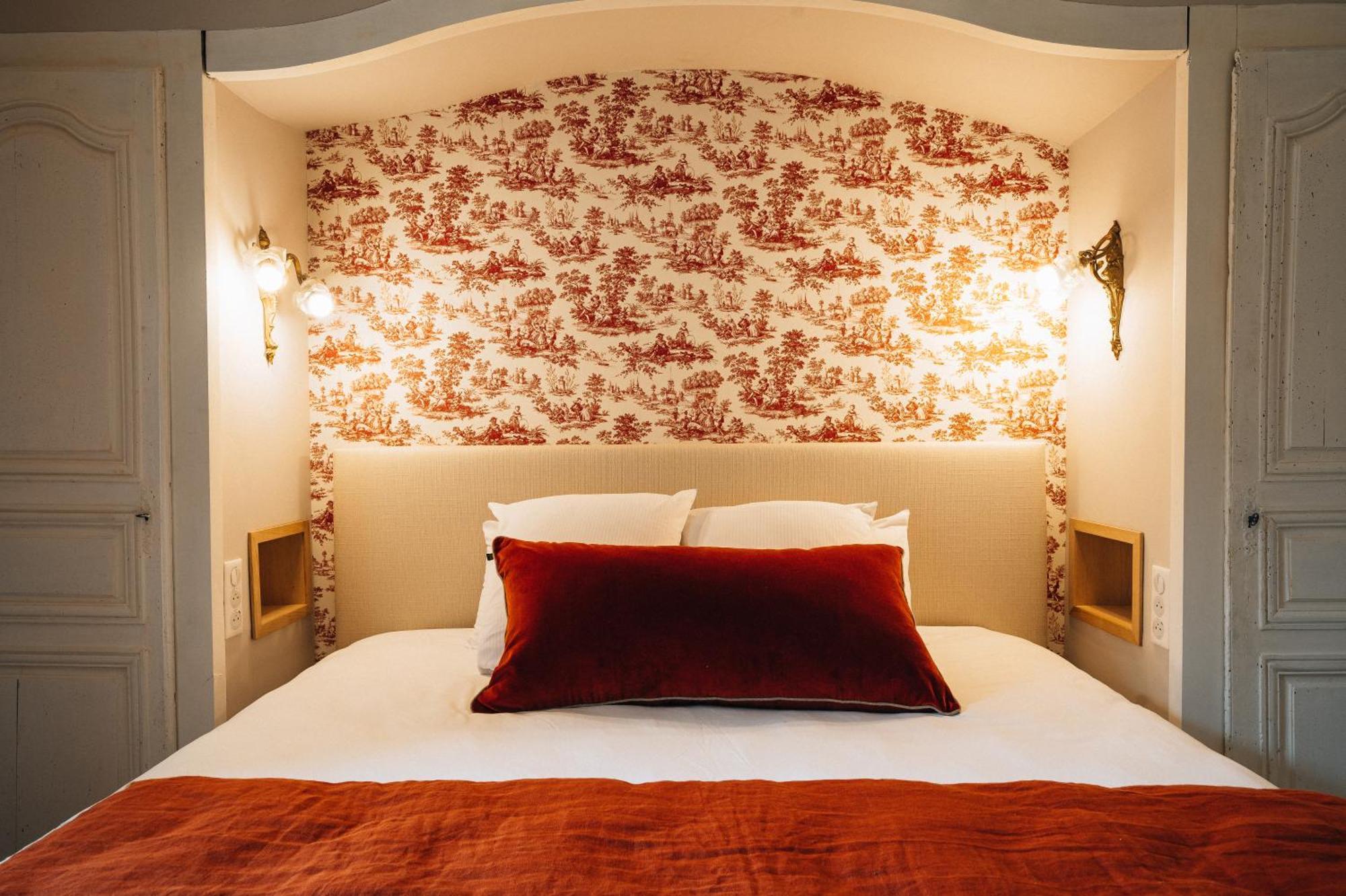 Hotel L'Abbaye 圣西普里安 外观 照片